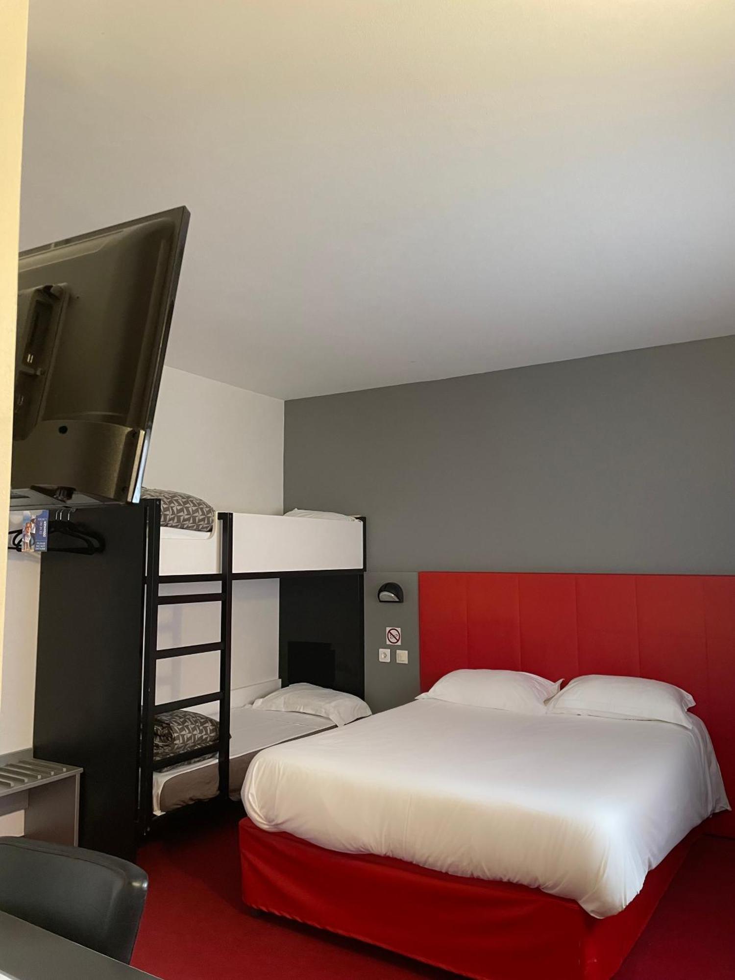Brit Hotel Marvejols Δωμάτιο φωτογραφία